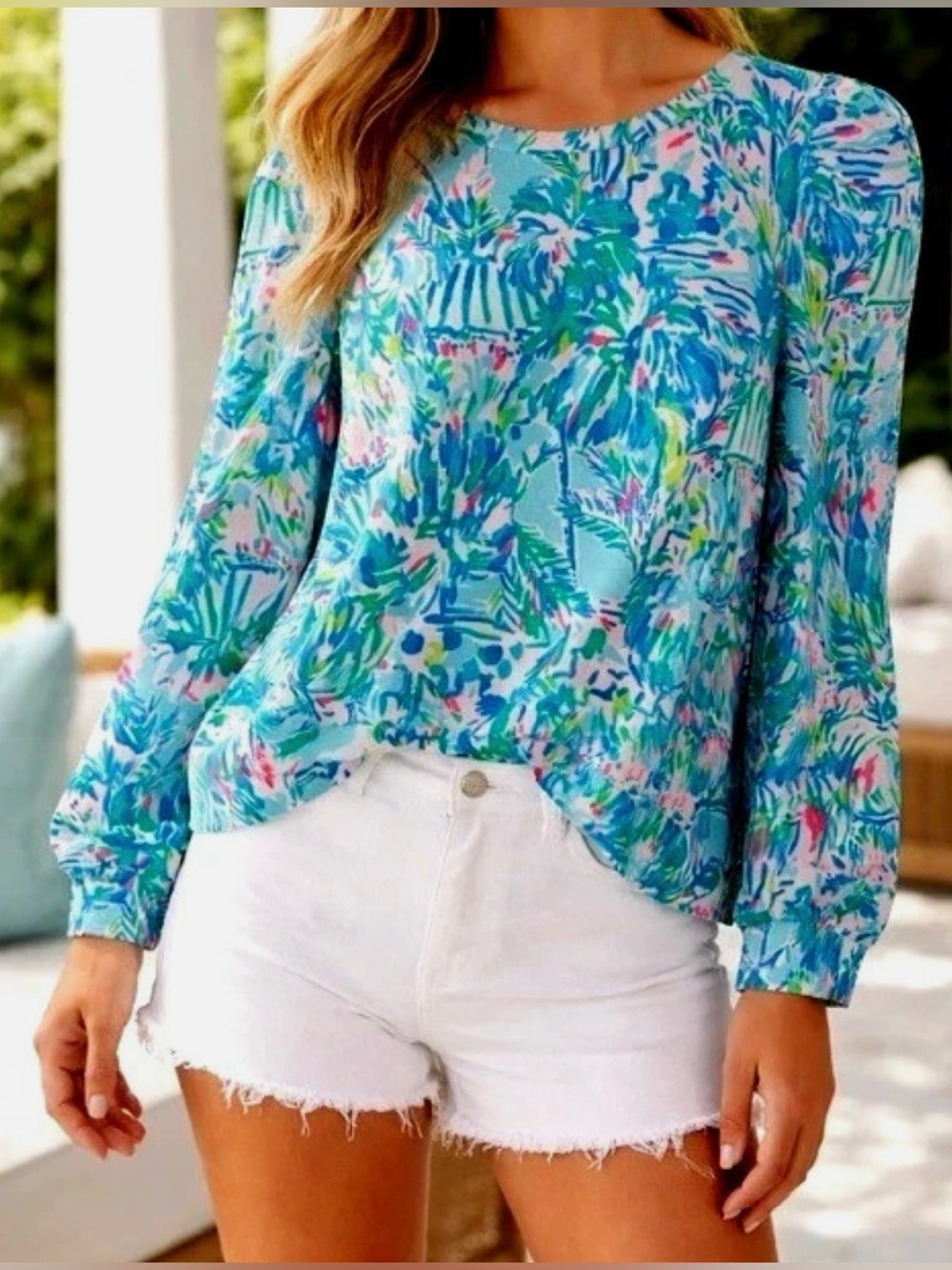 NWT Lilly Pulitzer Jansen Sweatshirt in "Blue Ibiza Cabana Cocktail" Size Small